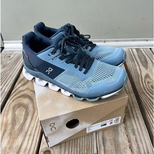 Cloudace V2 womens running shoes.